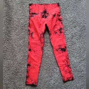 Red And Black Tye Dye Scrunched High Waisted Butt Lifting Yoga Work Out Leggings